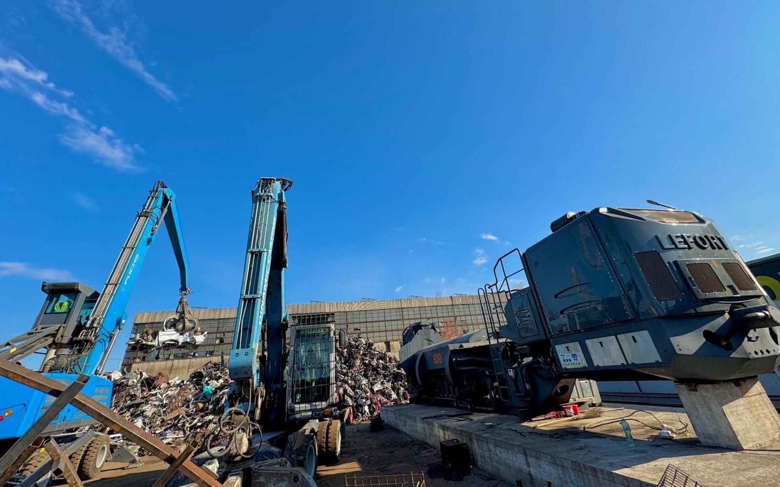 Colectare deșeuri, utilaje și transport